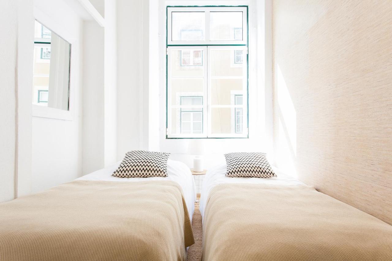Appartement Downtown Correeiros *