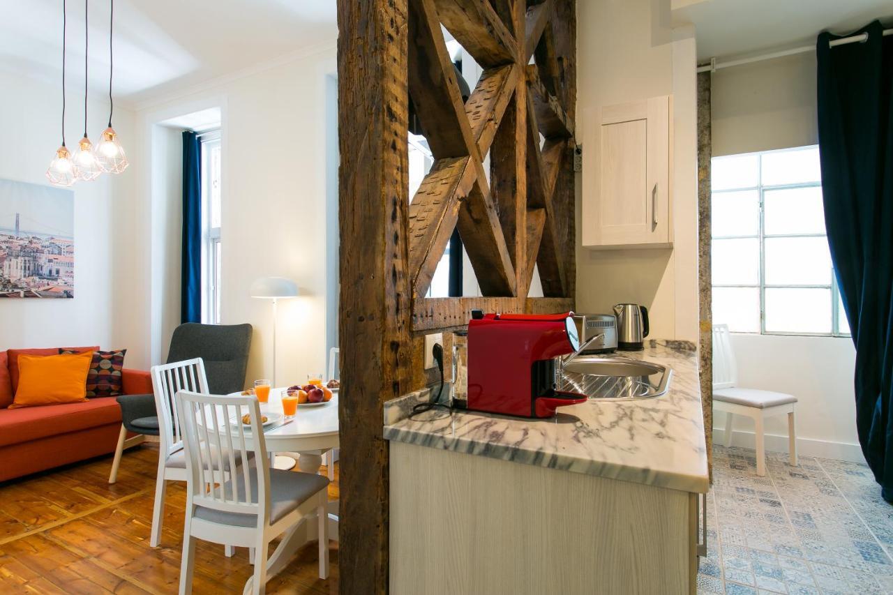 Appartement Downtown Correeiros *
